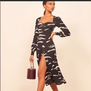 Reformation Wallflower Midi Dress